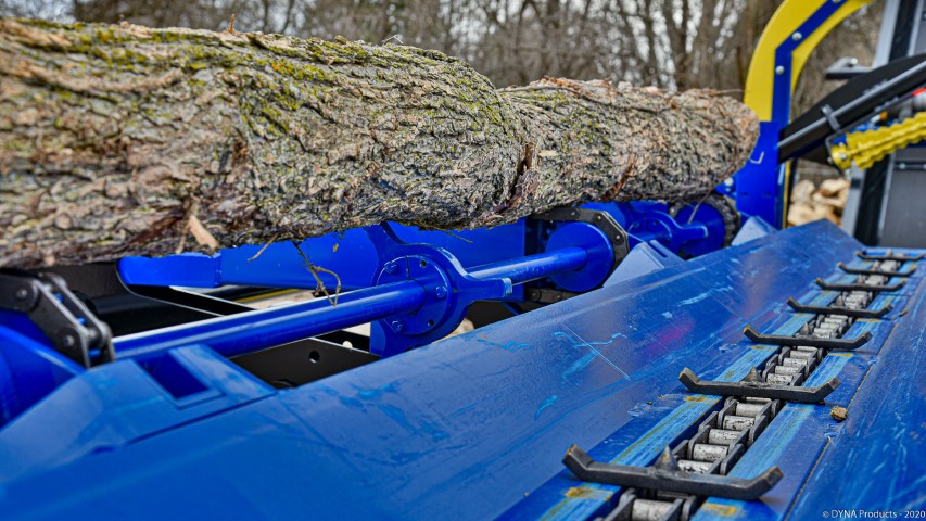 Firewood Processor with a LCD Engine Control